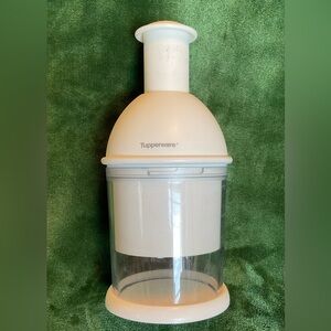 Tupperware Chopper